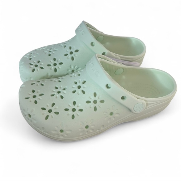 NWT Women's Jade Tint Floral Cut Out Crocs - Picture 3 of 7